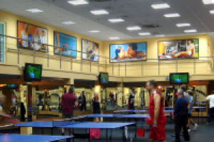 Оформление стены.