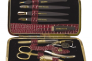 Маникюрный набор в подарок