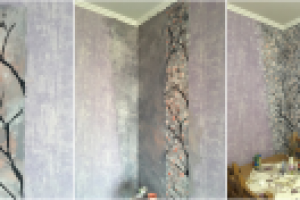 Арт-объект в углу комнаты