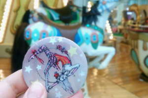 Сувенирная продукция: значки для цирковой студии