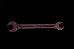 Low-poly гаечный ключ