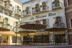 Отель La Maison Rose_1, Kan