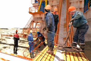 Работы на буровой