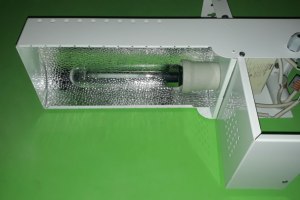 Светильник для теплиц