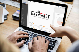 Логотип East-West