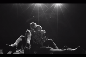 Трейлер к танцевальному спектаклю "Зеркало"