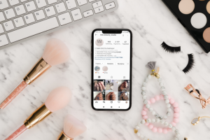 Логотип в инст  ММ