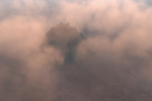 Сквозь облака