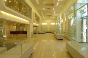 Магазин парфюмерии (Новосибирск 2003)