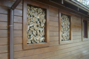 Дом в лесу, декоративная вставка (2008)