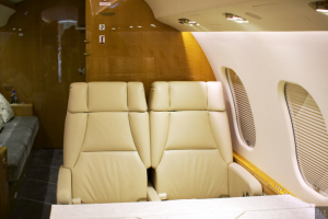 Интерьер частного воздушного судна (Global Express XRS)