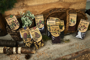 Серия этикеток для орехово-ягодной смеси компании "Кедровый Бор"