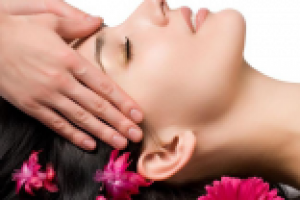 Буклет "Пластический массаж лица" для клиники "Каштан"