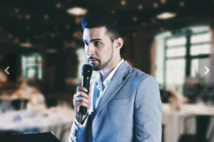 Исполнение  переделанной под рекламу песни Колыбельная медведицы