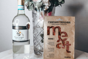 Упаковка мясных снэков