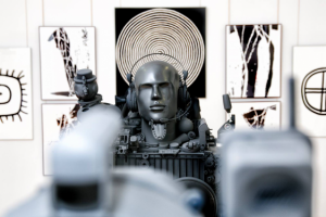 вне жанра,кадр с выставки...