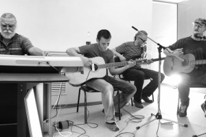 ВНЕ ЖАНРА "Арфа-Путч"