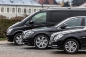 Трансферы и экскурсии по Чехии