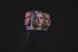 Коллаж из 3 кадров