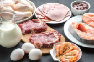 Кетогенная диета: как похудеть на сыре, икре и беконе?