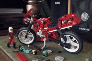 Натюрморт мотоцикл