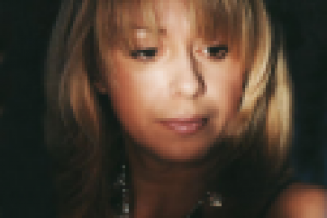 Алена Апина