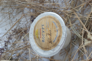 Упаковка йогурта