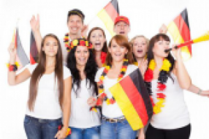 Как заработать юристом, писателем или парикмахером в Германии?