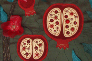 Картина из ткани "Гранаты"