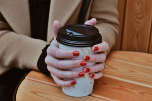 Ролик в кофейне Патрик и Мари