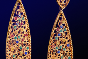 реклама бижутерии и ювелирных изделий