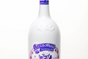 реклама алкогольных напитков - вино Сливица Домашняя