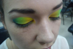 Яркий макияж глаз