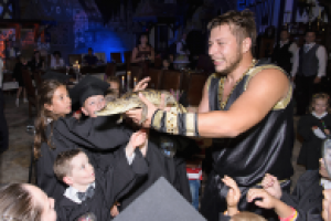 День рождения в клубе Гарри Потера