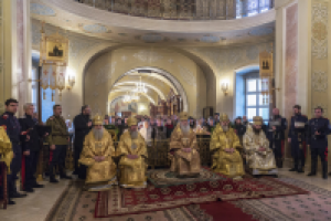 Служба в храме