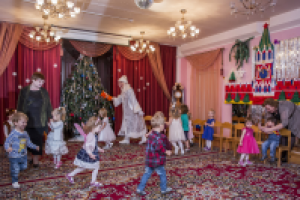Новогодний праздник в детском саду.