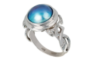 Кольцо. Белое золото с жемчужиной