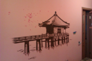 Роспись стены акриловыми красками