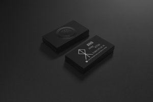 Визитка для таролога с УФ-лакировкой по лицу