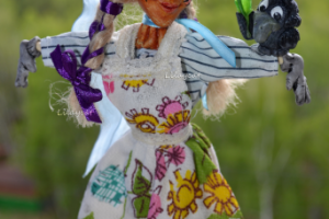 Кукла Пугляша из полимерной глины