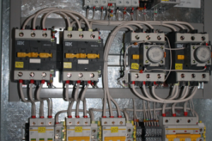 Автоматический ввод резерва с ДГУ