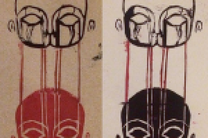 маска падает на паркет