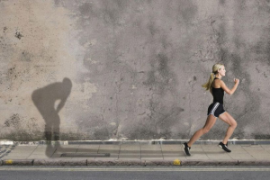 Лень бегать? Вымой окна!