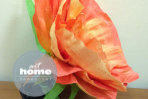 Гигантские цветы из гладкой и креповой бумаги