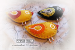 Брошь "Птичка" из фетра