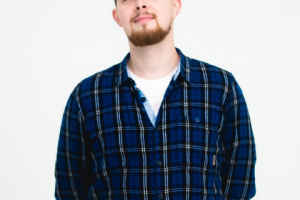 Alex Lynch (англоязычный диктор)