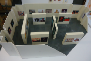 Макет. Выставка современных картин