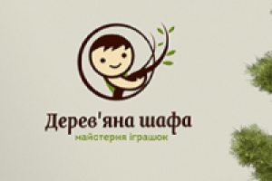 Деревянный шкаф