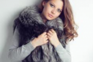 Меховые жилетки