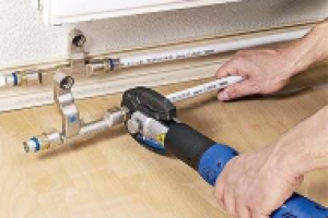 Замена металлопластиковых труб